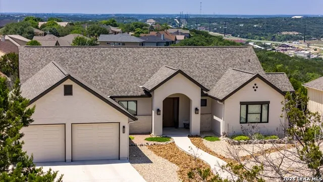2004 Crown View Dr Kerrville, TX 78028