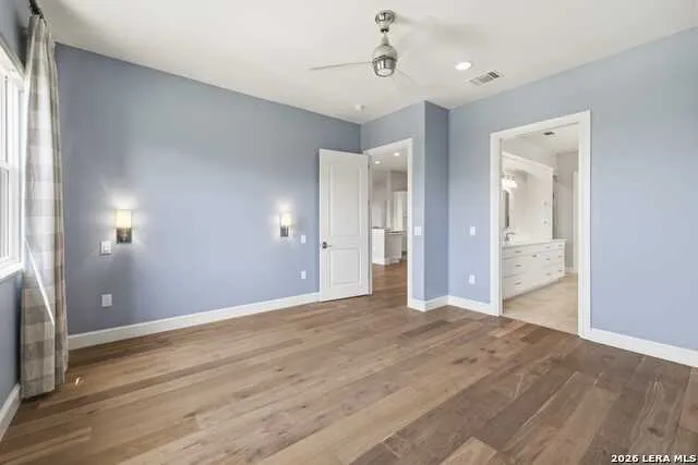 2004 Crown View Dr Kerrville, TX 78028
