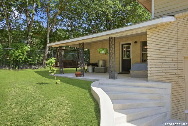 109 ATWATER DR Castle Hills, TX 78213