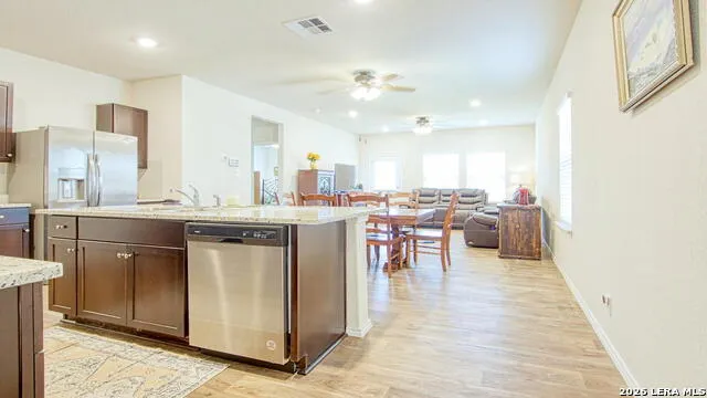 141 Bunkers Hill Rd Floresville, TX 78114