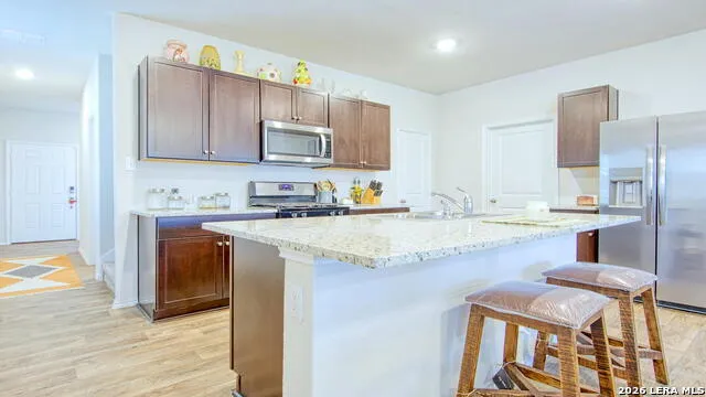 141 Bunkers Hill Rd Floresville, TX 78114