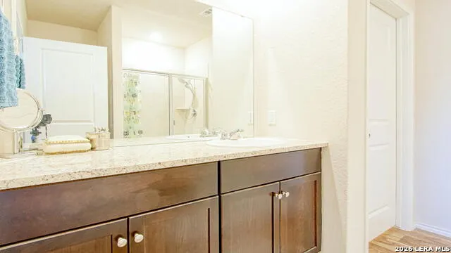141 Bunkers Hill Rd Floresville, TX 78114