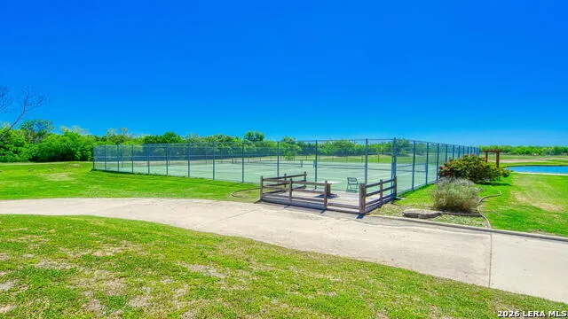 141 Bunkers Hill Rd Floresville, TX 78114