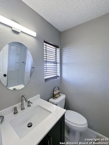 6604 County Road 136 Pawnee, TX 78145