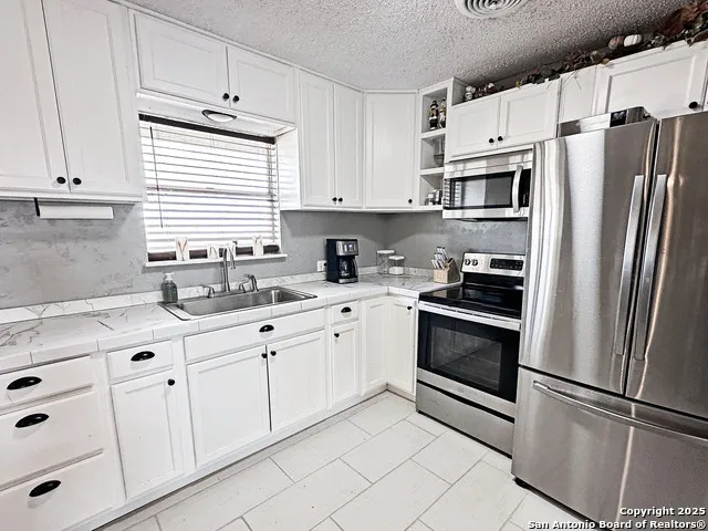 6604 County Road 136 Pawnee, TX 78145