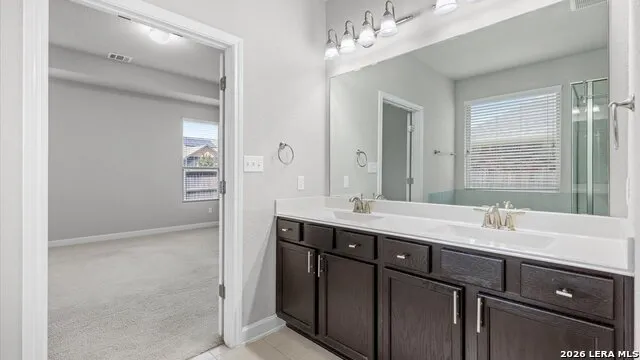 5117 Arrow Rdg Marion, TX 78124