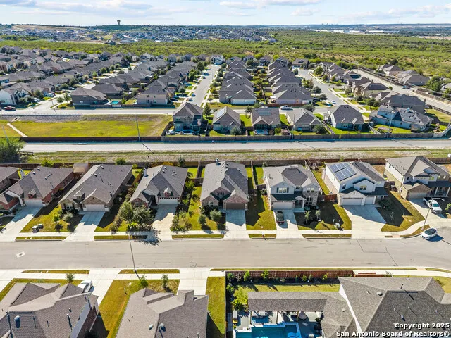 5117 Arrow Rdg Marion, TX 78124