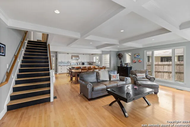 135 Blue Bonnet Blvd Alamo Heights, TX 78209