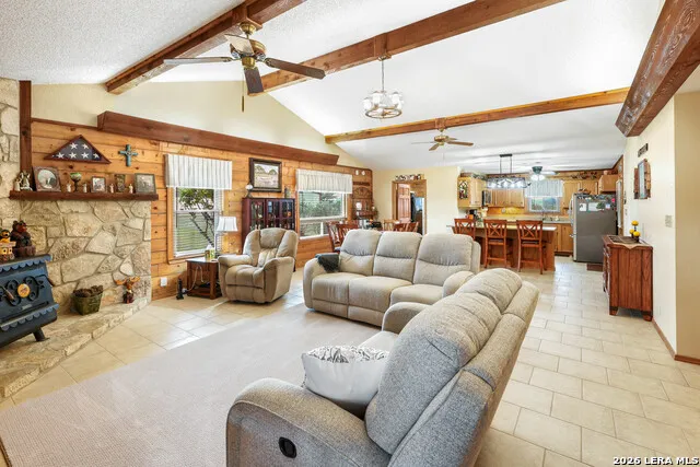 715 Old Orchard Bandera, TX 78003