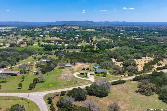 715 Old Orchard Bandera, TX 78003