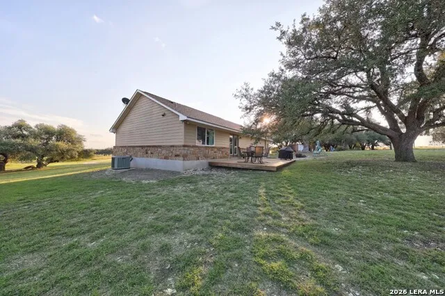 245 NW Big Sky Rd Harper, TX 78631