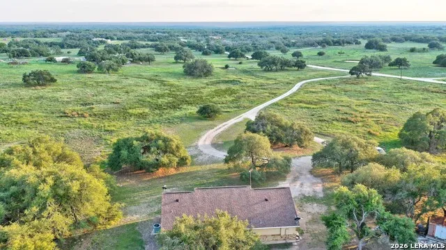 245 NW Big Sky Rd Harper, TX 78631
