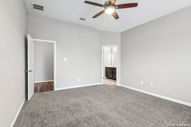 4927 Ranahan Pass St.Hedwig, TX 78152