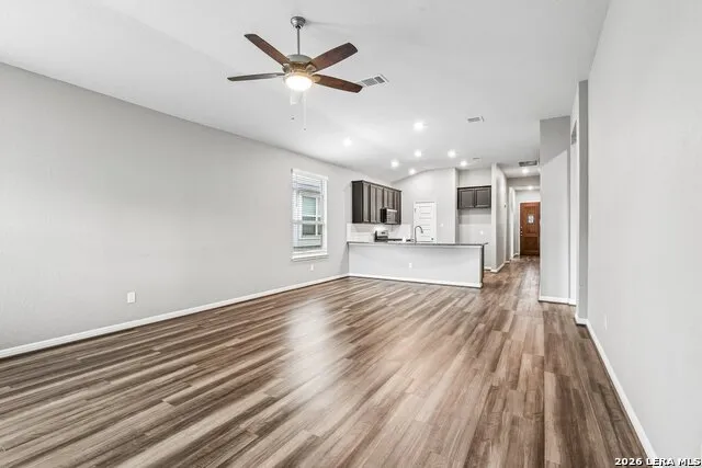 4927 Ranahan Pass St.Hedwig, TX 78152