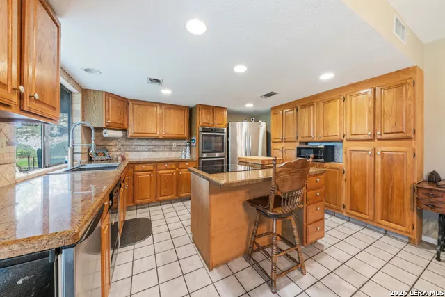 8017 Kenilworth Spring Branch, TX 78070