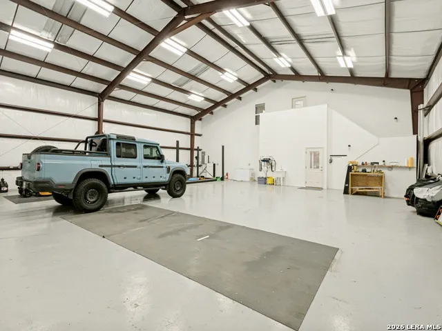 2881 Aviation Loop Fredericksburg, TX 78624