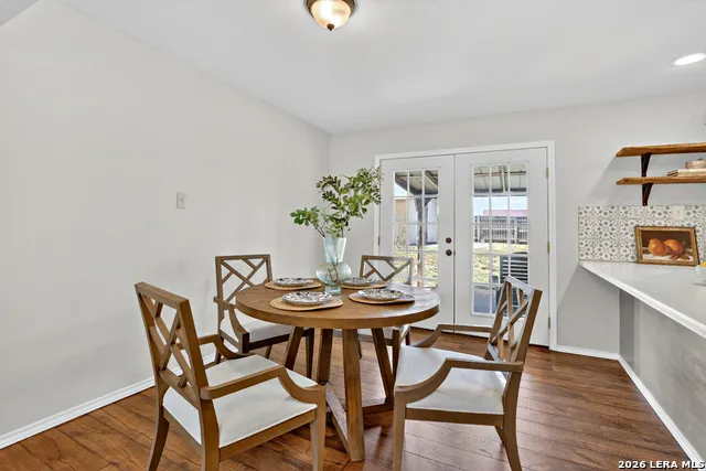 1112 MAIA ST Pleasanton, TX 78064