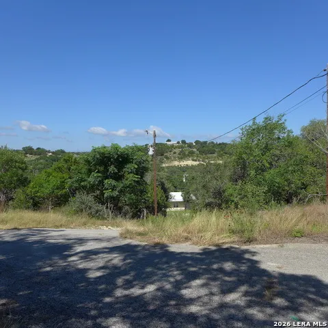 260 KERRVILLE SOUTH DR Kerrville, TX 78028