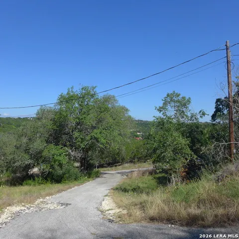 260 KERRVILLE SOUTH DR Kerrville, TX 78028