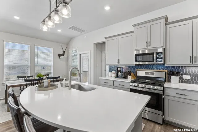 1425 Escarpment New Braunfels, TX 78132