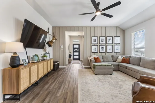 1425 Escarpment New Braunfels, TX 78132