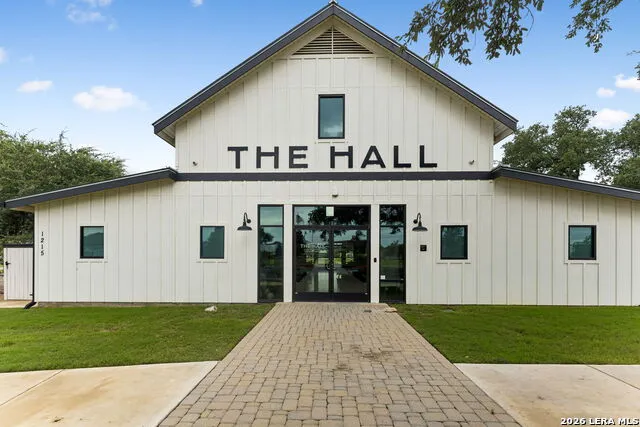 1425 Escarpment New Braunfels, TX 78132