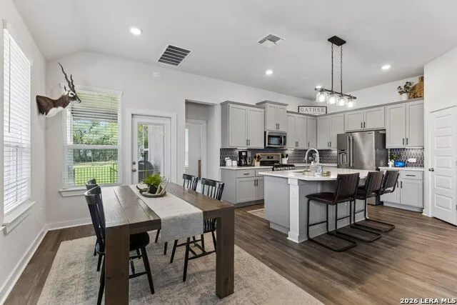 1425 Escarpment New Braunfels, TX 78132