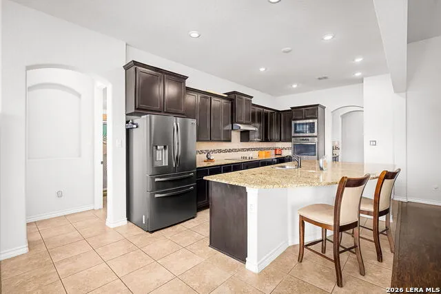 4915 HUNTERS CV St Hedwig, TX 78152