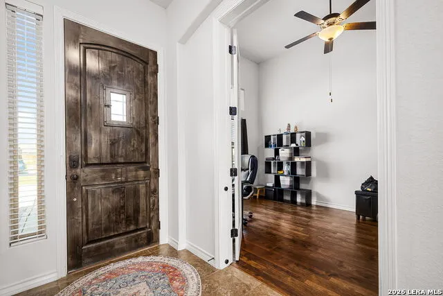 4915 HUNTERS CV St Hedwig, TX 78152