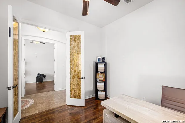 4915 HUNTERS CV St Hedwig, TX 78152