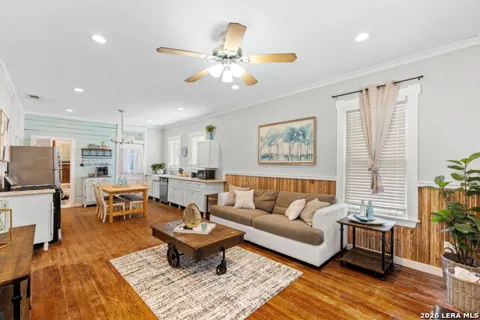 103 Saint Charles