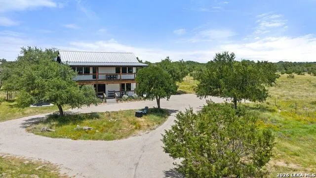 784 River View Johnson City, TX 78636