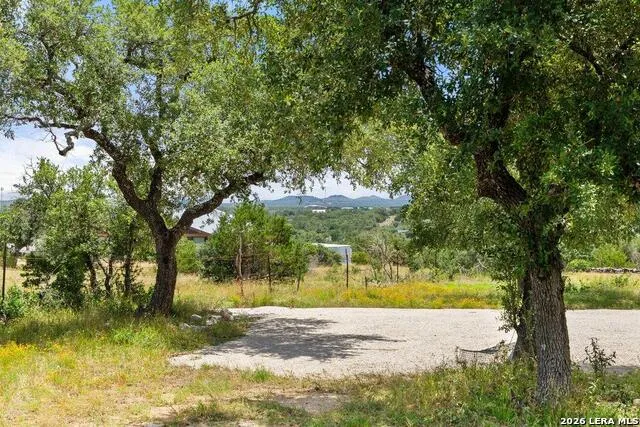 784 River View Johnson City, TX 78636