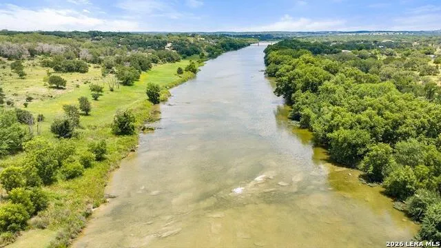 784 River View Johnson City, TX 78636