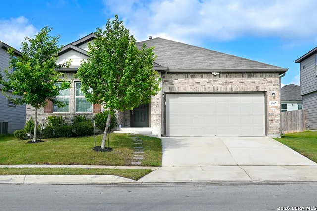 6907 TITAN PARK Converse, TX 78109