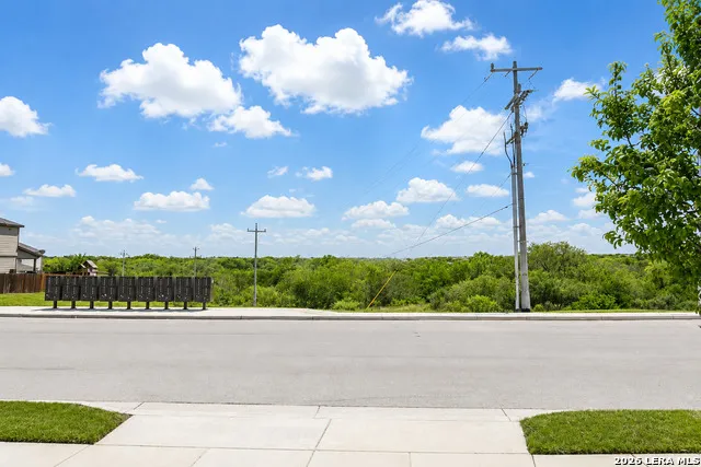 6907 TITAN PARK Converse, TX 78109