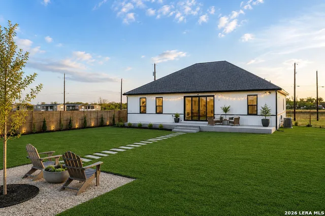 16923 Rancho Escondido Atascosa, TX 78002