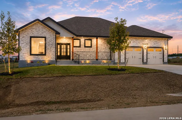 16923 Rancho Escondido Atascosa, TX 78002