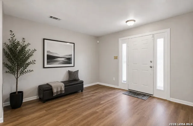 1221 W Hopkins #2 San Marcos, TX 78666