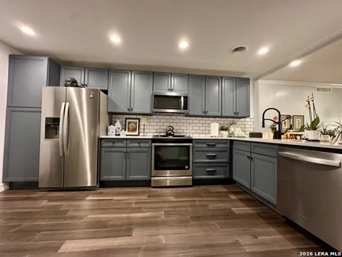 7709 Broadway #227