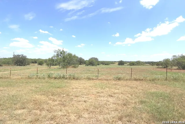 1753 County Road 124 Floresville, TX 78114