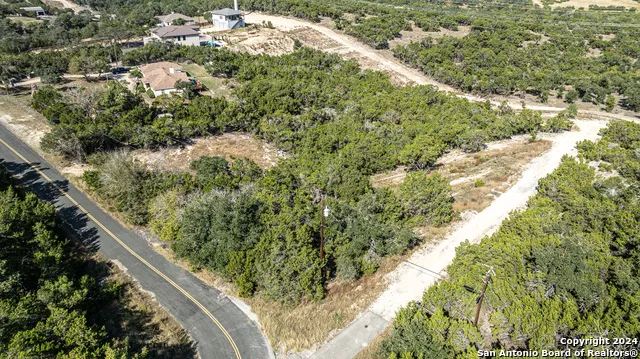 2807 Hiline Dr Bulverde, TX 78163