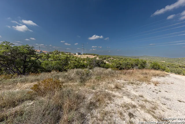 2807 Hiline Dr Bulverde, TX 78163