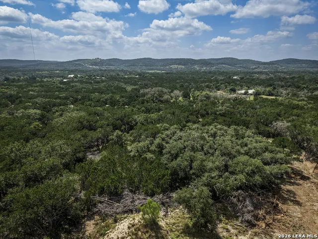 974 Laurel Creek Pipe Creek, TX 78063