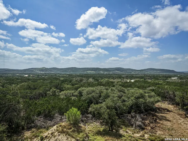 974 Laurel Creek Pipe Creek, TX 78063