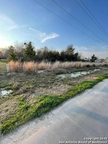 226 County Road 5117 Cleveland, TX 77327
