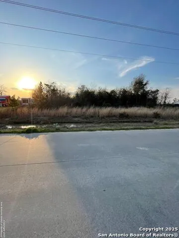 226 County Road 5117 Cleveland, TX 77327