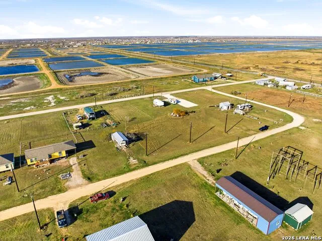 53 Kingfish Lane Palacios, TX 77465