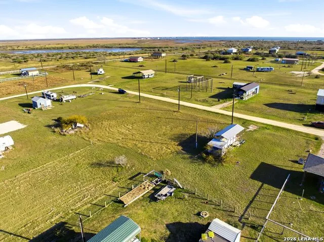 53 Kingfish Lane Palacios, TX 77465