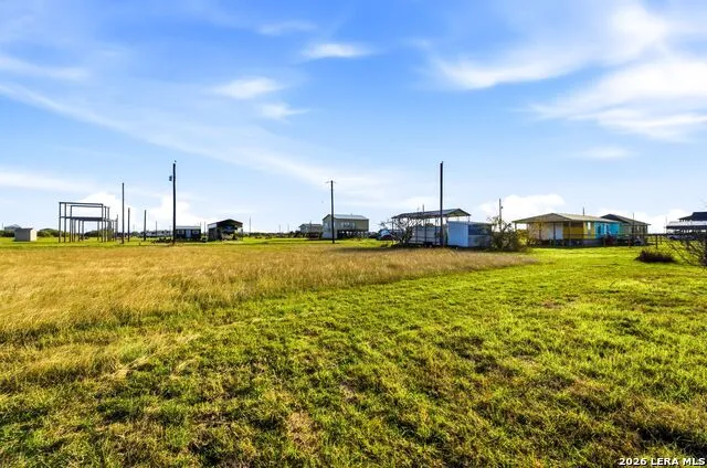 53 Kingfish Lane Palacios, TX 77465